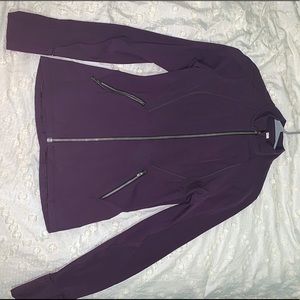 Lululemon women’s zip-up jacket
